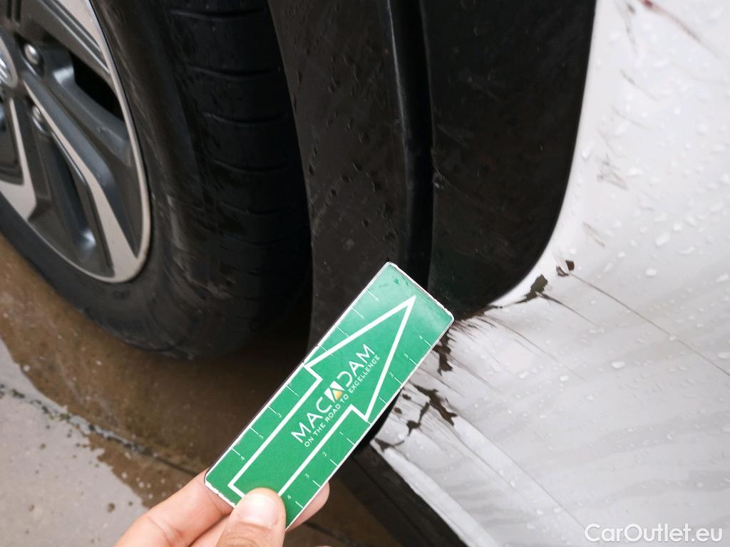  Hyundai  Konna HYUNDAI Kona / 2020 / 5P / todoterreno 1.6 GDI HEV Maxx DCT #24