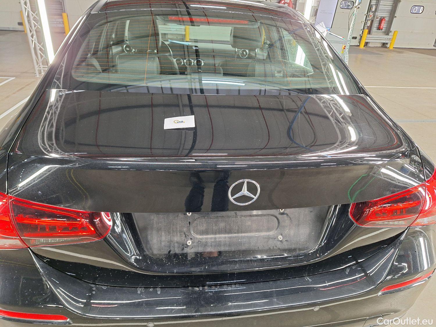  Mercedes  A-Klasse Mercedes, A-Class Berline '18, Mercedes-Benz  Limousine A 180 d DCT Busin #46