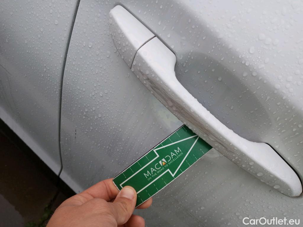  Hyundai  Konna HYUNDAI Kona / 2020 / 5P / todoterreno 1.6 GDI HEV Maxx DCT #35