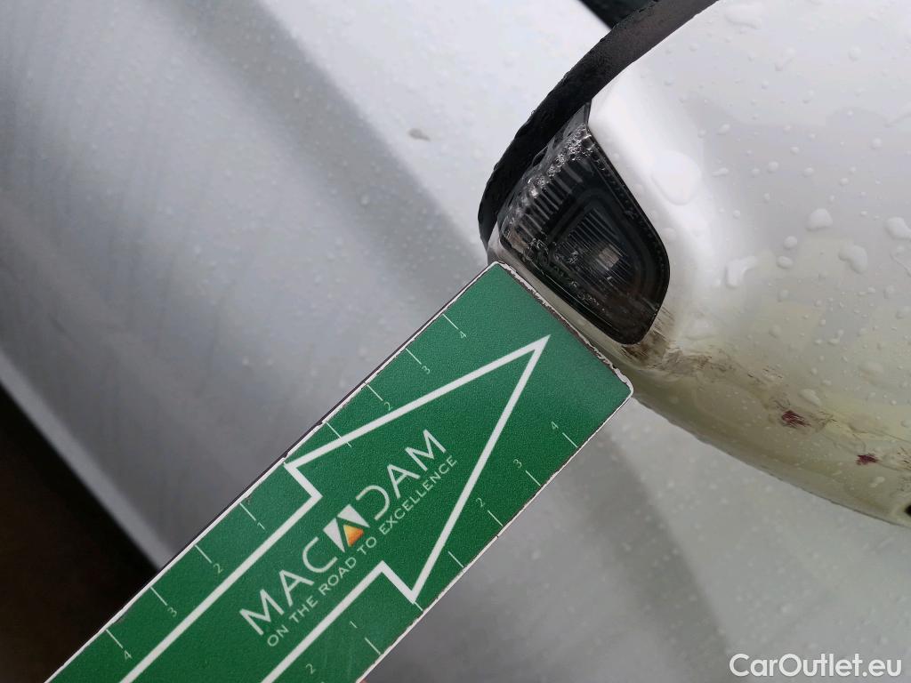  Hyundai  Konna HYUNDAI Kona / 2020 / 5P / todoterreno 1.6 GDI HEV Maxx DCT #36