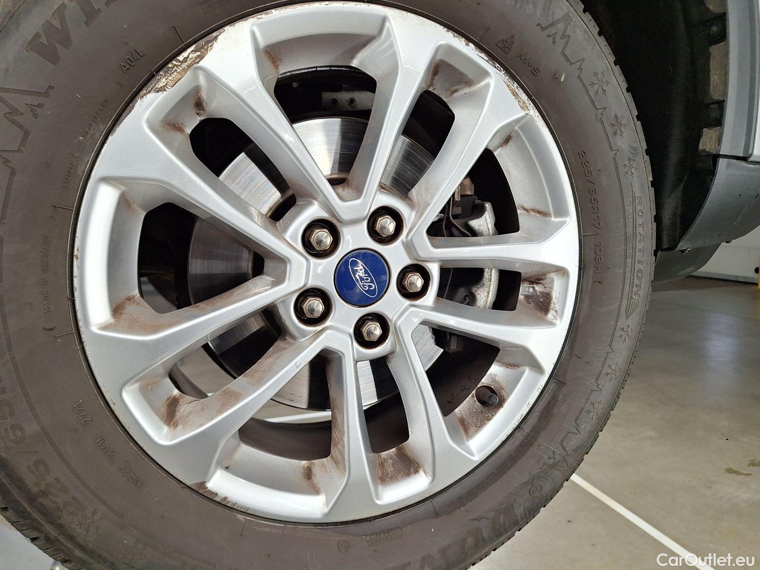  Ford  Kuga Ford,  '19, Ford  1.5 EcoBlue 88kW Aut. Titanium 5d #1