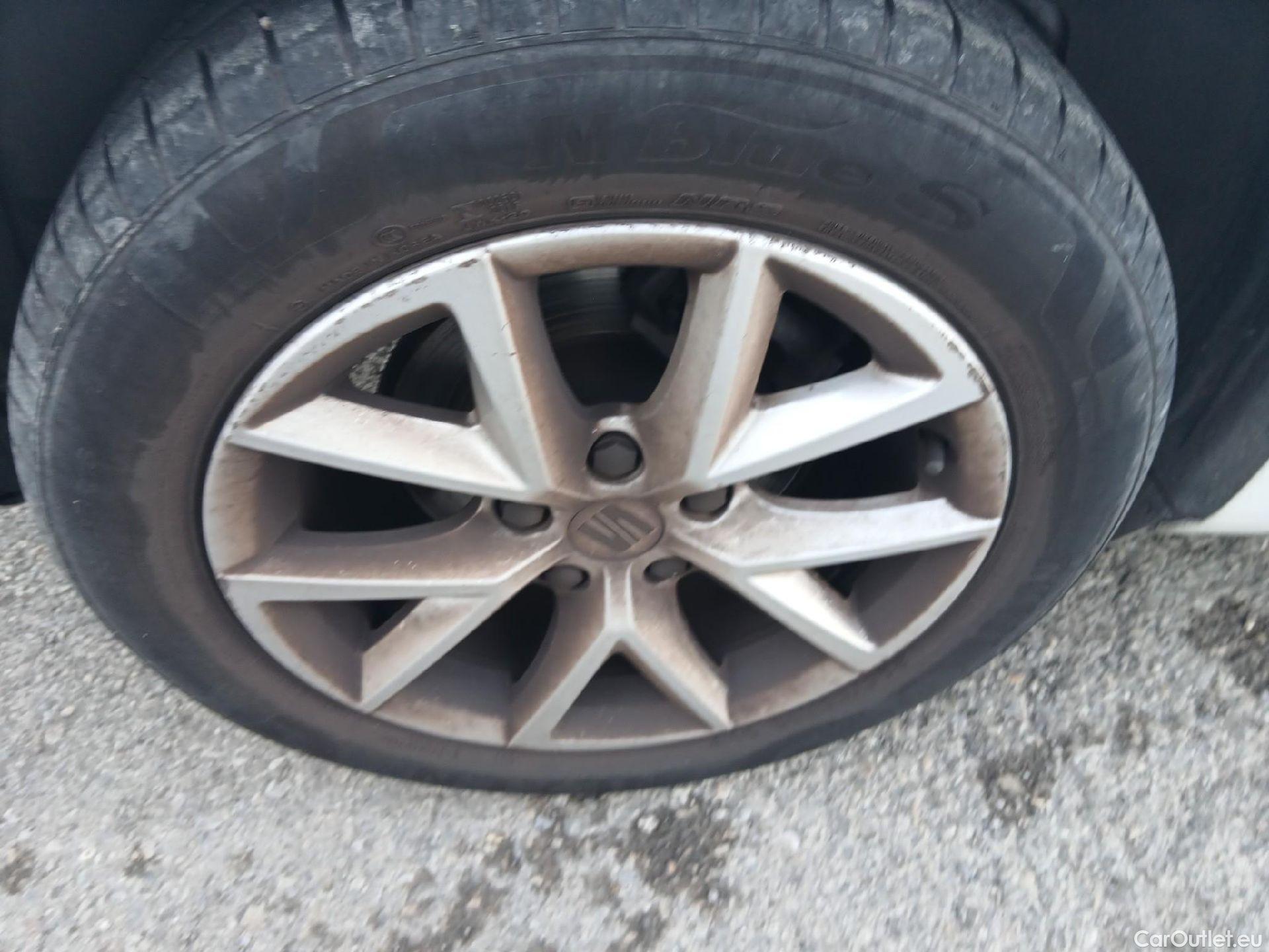  Land Rover  Discovery SEAT Nuevo León / 2020 / 5P / berlina con portón 2.0 TDI 85kW S&S Style Go (AC3) #13