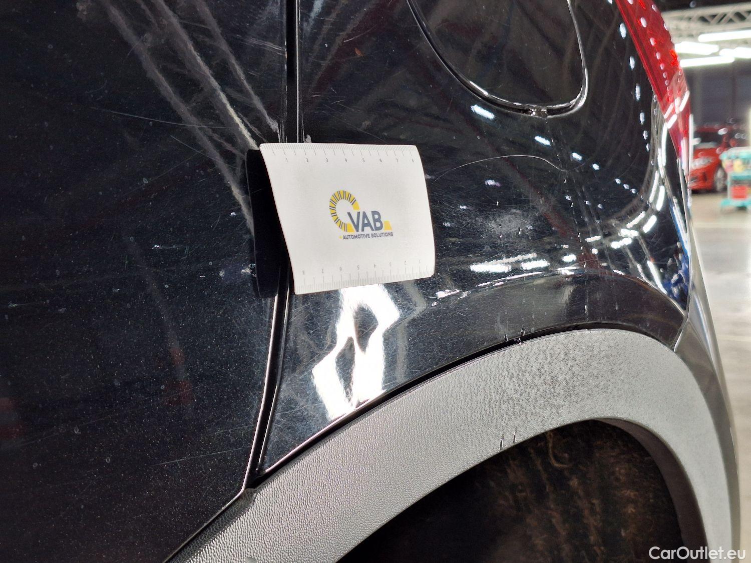  Mercedes  GLA Mercedes,  FL'17, Mercedes-Benz   200 d DCT 5d #35