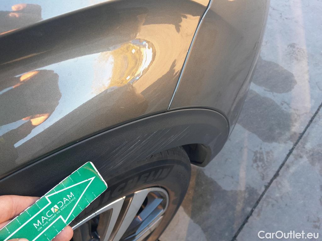  Peugeot  3008 PEUGEOT  Hybrid / 2016 / 5P / todoterreno 225 e-EAT8 Allure #32