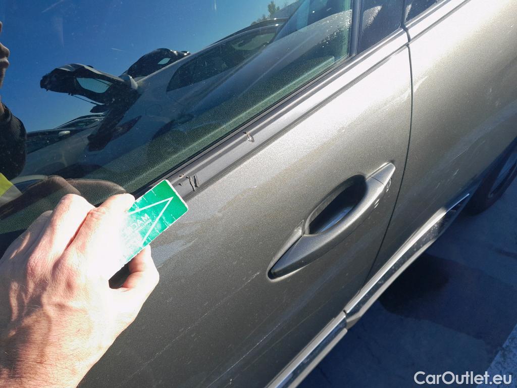  Peugeot  3008 PEUGEOT  Hybrid / 2016 / 5P / todoterreno 225 e-EAT8 Allure #20