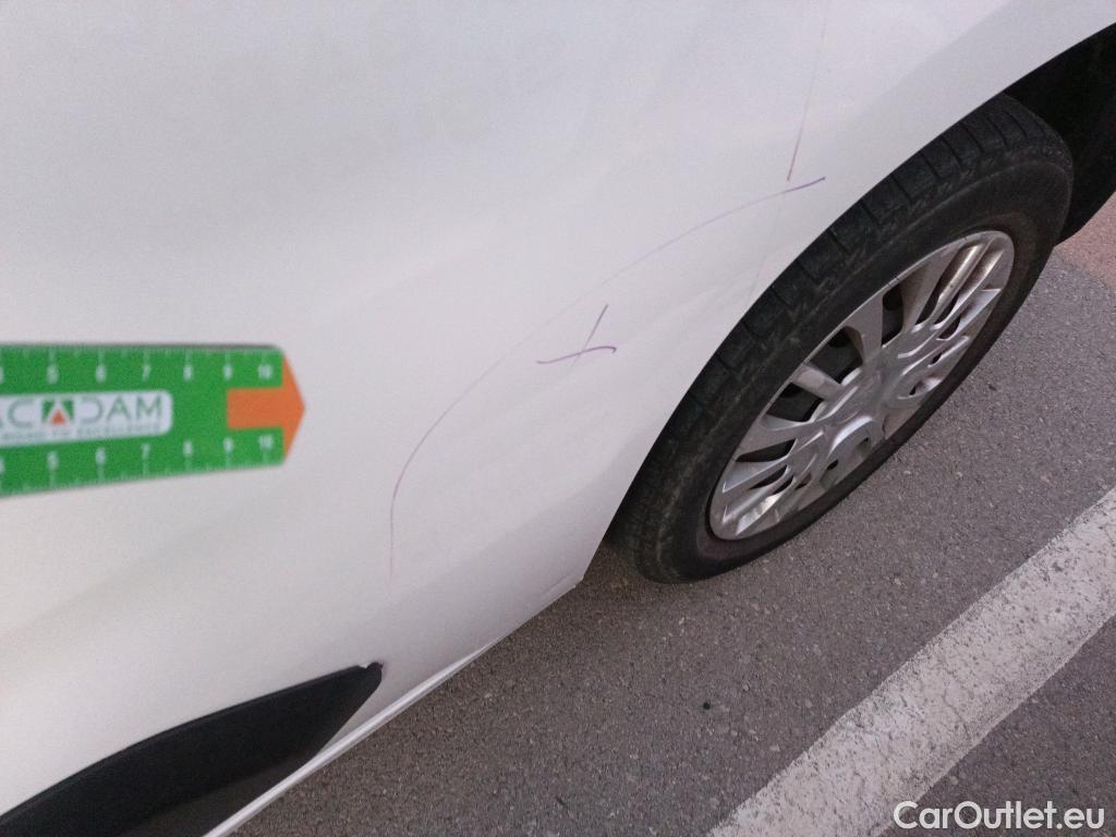  Toyota  Proace TOYOTA  City / 2020 / 4P / combi 1.5D 75kW (100CV) GX L1 (CX) #4