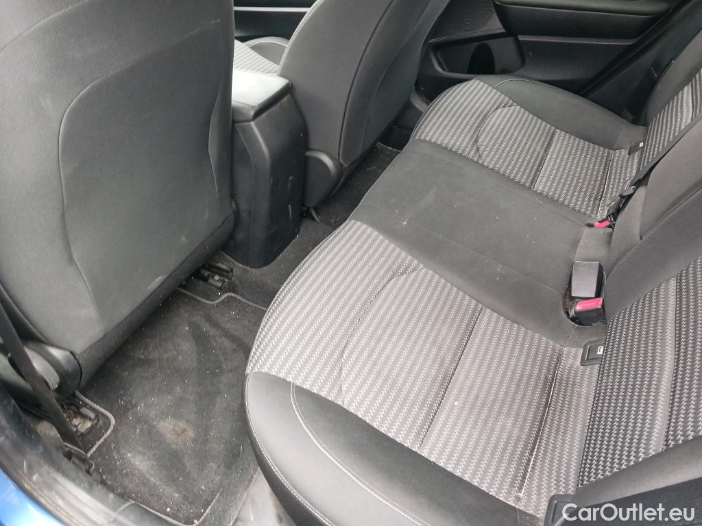  KIA  XCeed KIA  / 2019 / 5P / todoterreno 1.0 T-GDi Drive 88kW (120CV) #4