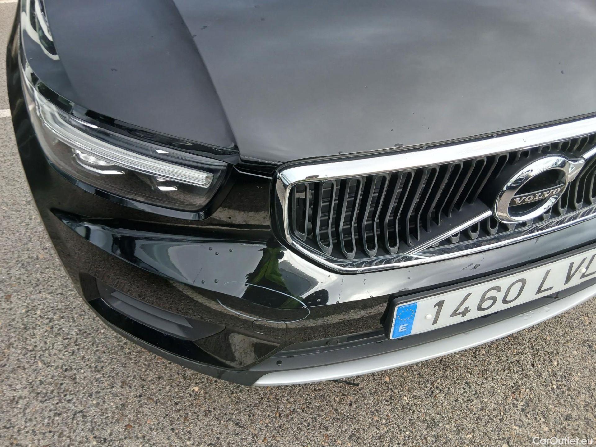  Volvo  XC 40 VOLVO XC40 / 2017 / 5P / todoterreno 1.5 T3 Momentum Pro #16