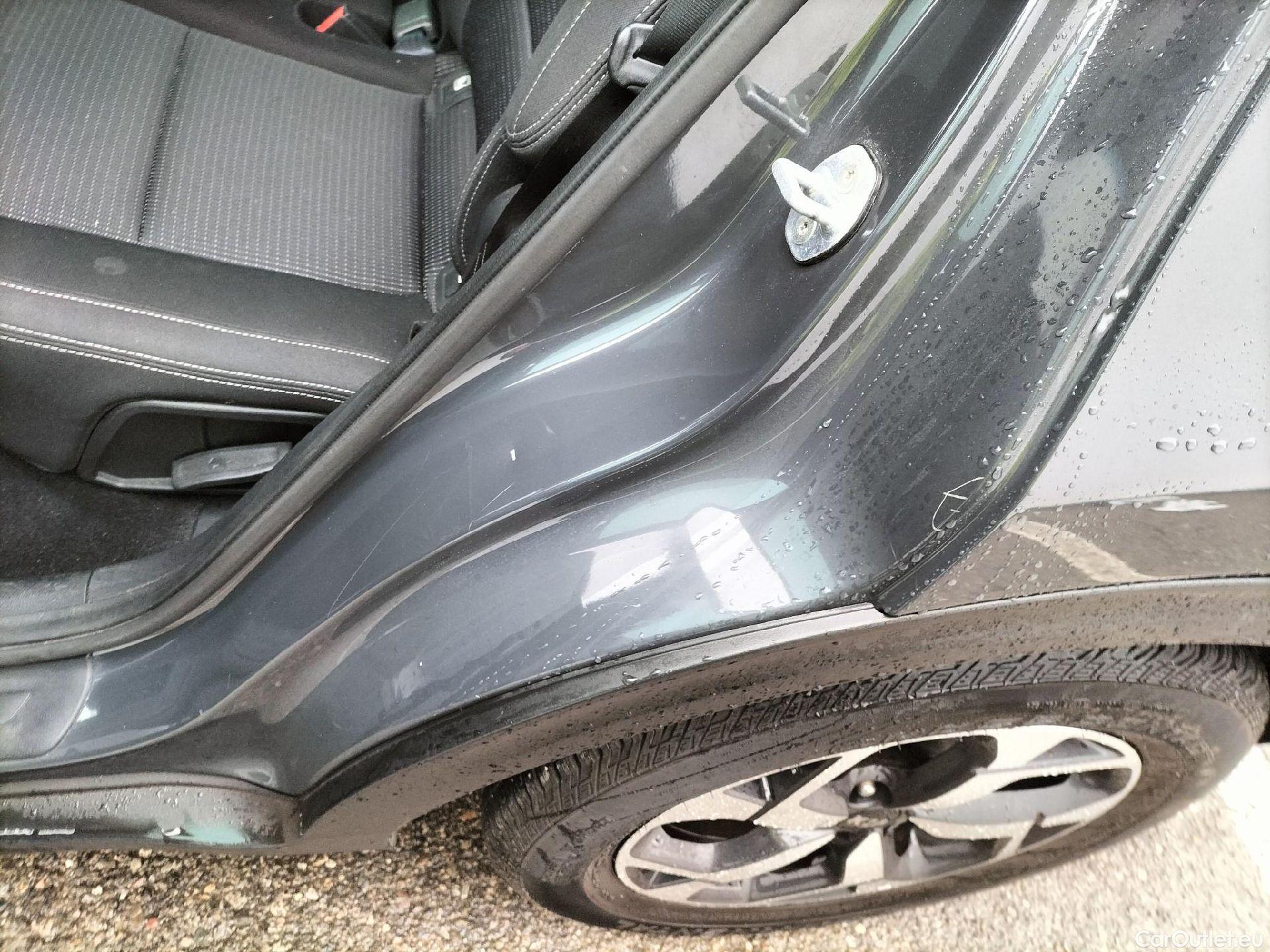  KIA  Sportage KIA  1.6MHEV Drive 100kW(136CV) 4x2(Crist Tintados) #13