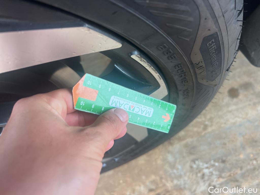  Hyundai  Tucson HYUNDAI  / 2020 / 5P / todoterreno 1.6 TGDI 169kW HEV Tecno Auto 2C #4