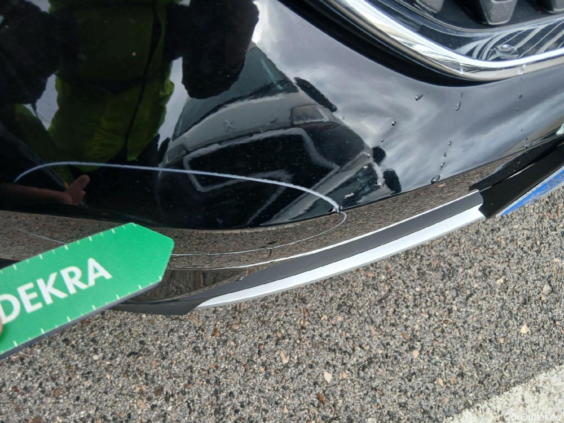  Volvo  XC 40 VOLVO XC40 / 2017 / 5P / todoterreno 1.5 T3 Momentum Pro #15