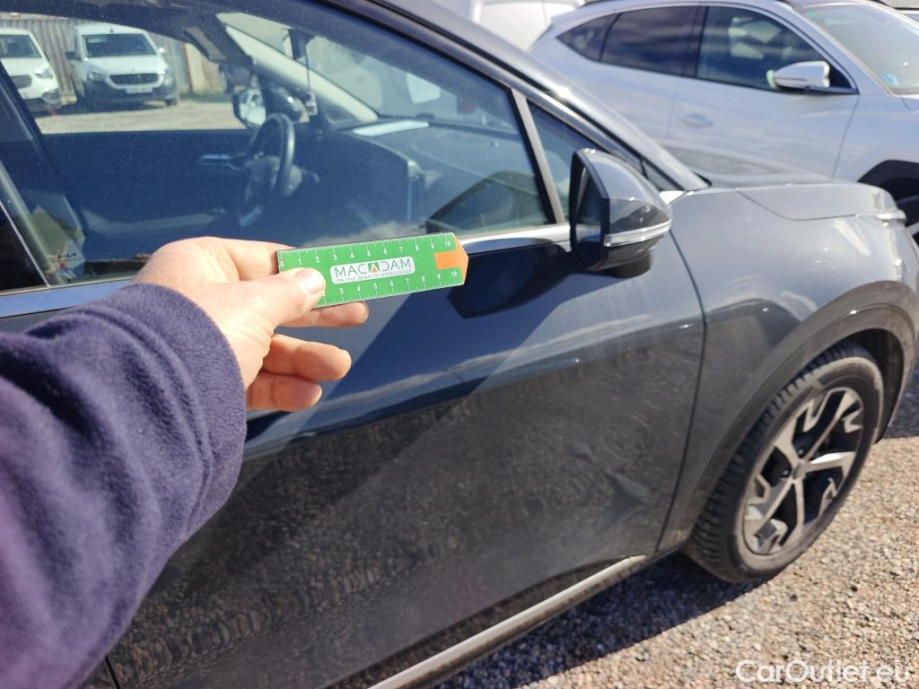  KIA  Sportage KIA  / 2022 / 5P / todoterreno 1.6 T-GDi 110kW (150CV) MHEV Tech 4x2 #3