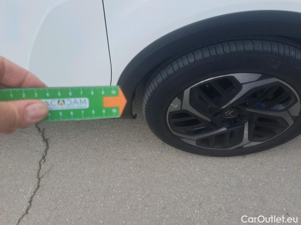  Citroen  C4 CITROEN  / 2020 / 5P / berlina con portón BlueHdi 130 S&S EAT8 Shine #8