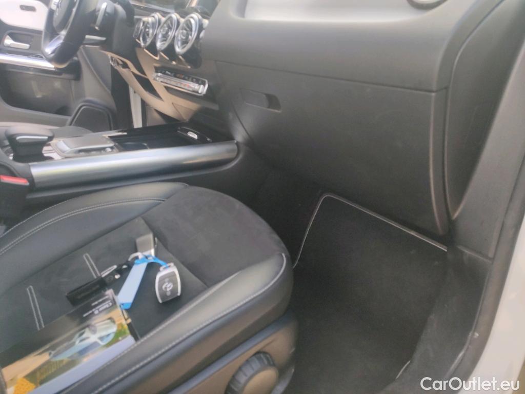  Mercedes  B-Klasse MERCEDES-BENZ Clase B / 2019 / 5P / monovolumen compacto B 200 d #19