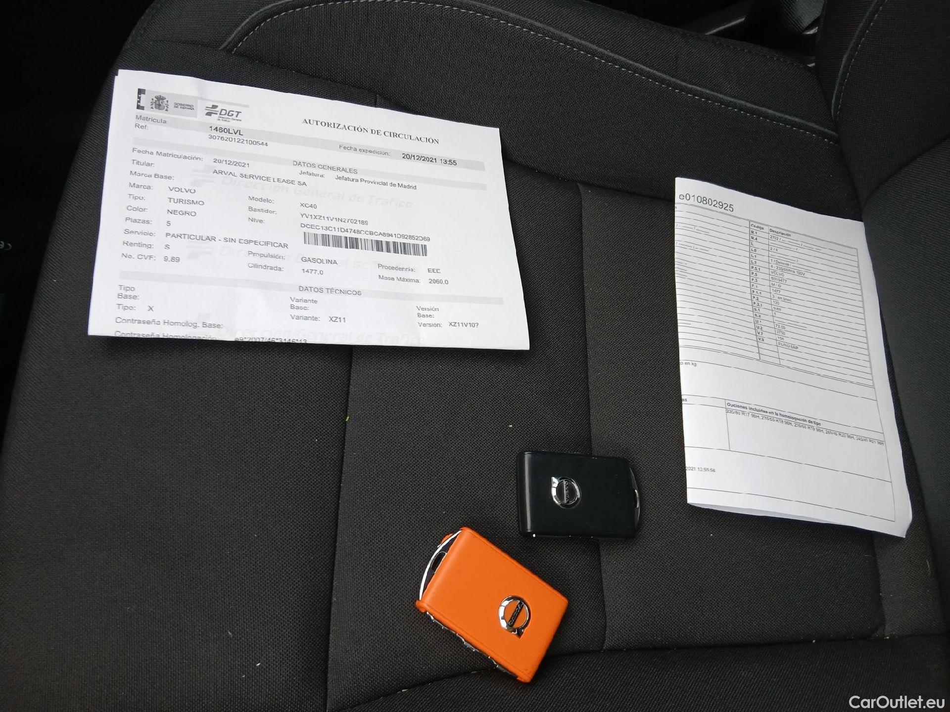  Volvo  XC 40 VOLVO XC40 / 2017 / 5P / todoterreno 1.5 T3 Momentum Pro #1