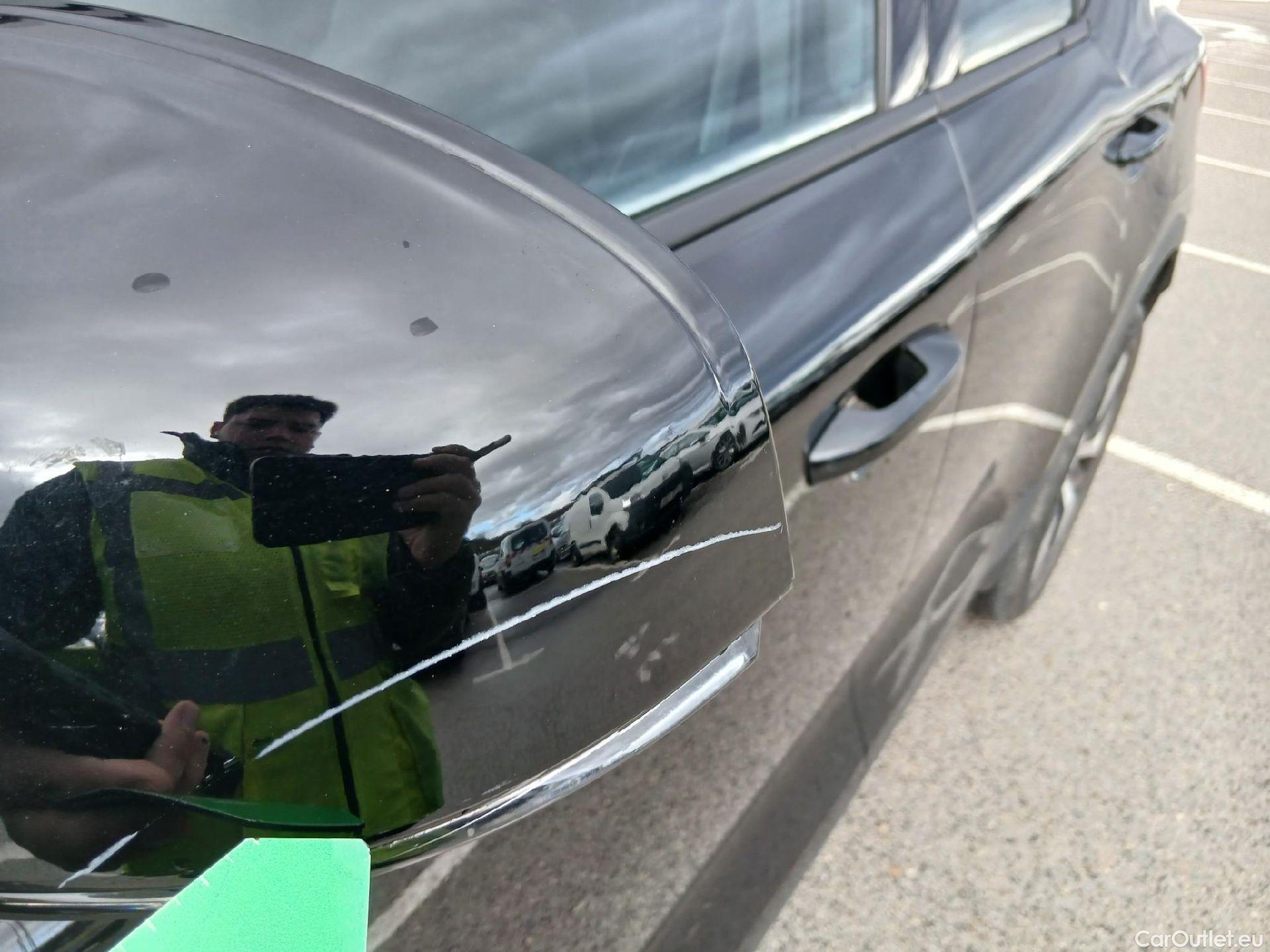  Volvo  XC 40 VOLVO XC40 / 2017 / 5P / todoterreno 1.5 T3 Momentum Pro #18