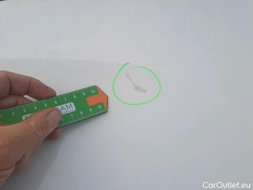  Citroen  C4 CITROEN  / 2020 / 5P / berlina con portón BlueHdi 130 S&S EAT8 Shine #36