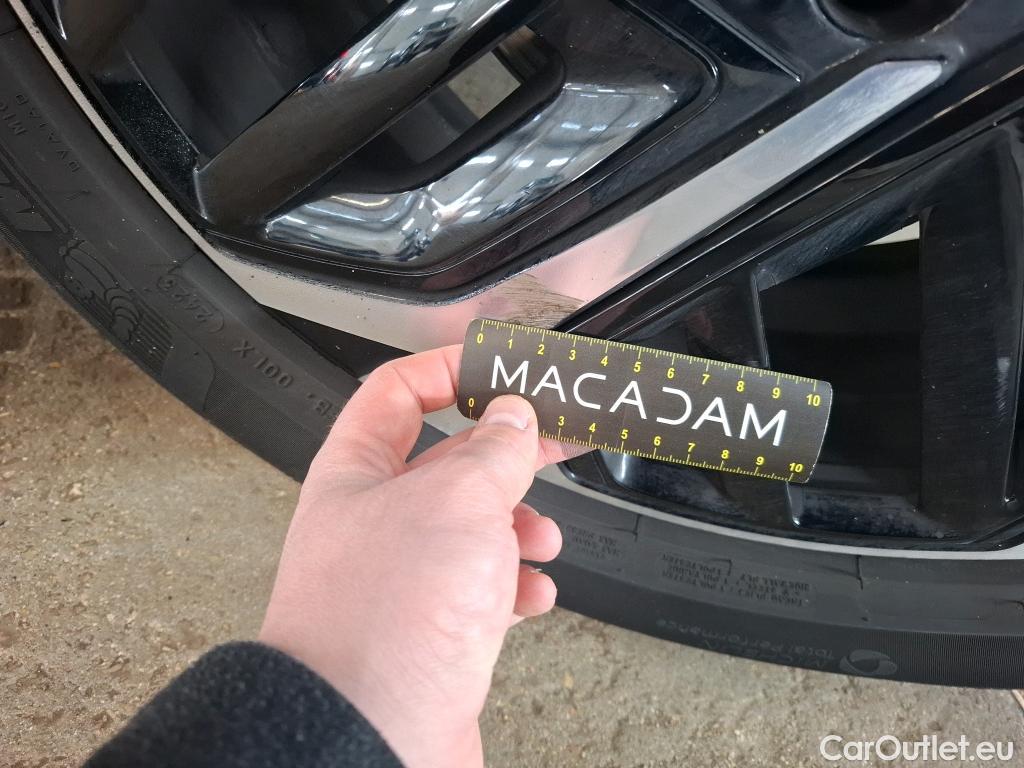  Citroen  C4 CITROEN  X / 2022 / 4P / Berline PureTech 130 S&S EAT8 Shine #28