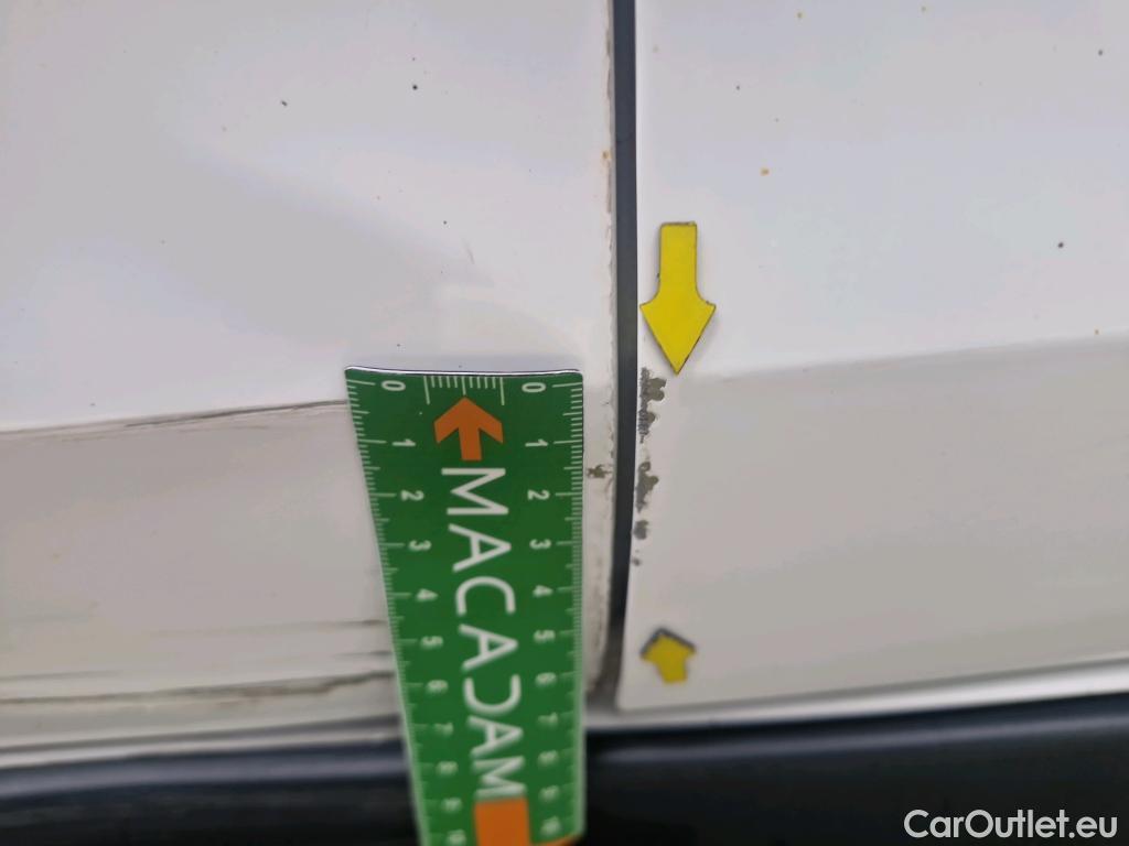  Citroen  C3  Société Feel 1.5 BlueHDI 100CV BVM6 E6d #23