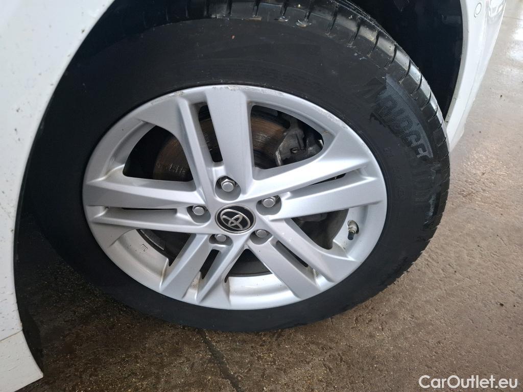  Toyota  Corolla TOYOTA  / 2018 / 5P / Berline Hybride 122h Dynamic Business Beyond Zer #26