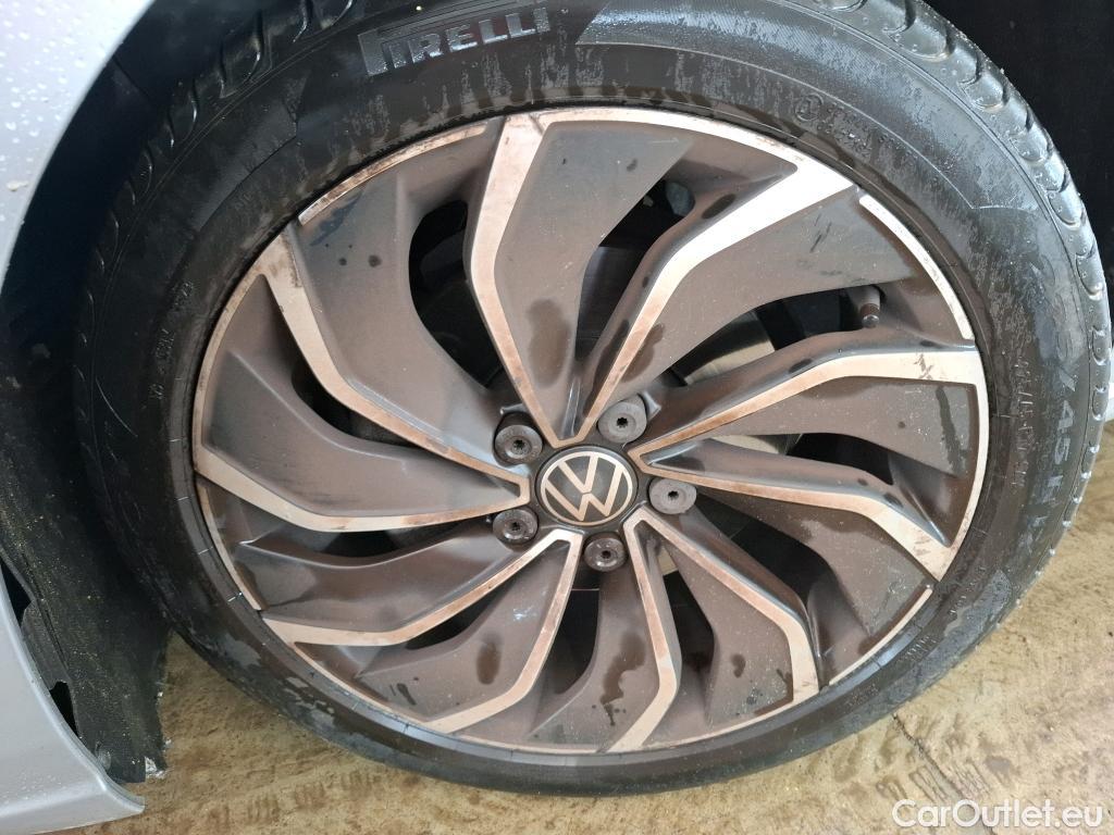  Volkswagen  Golf  VOLKSWAGEN / 2020 / 5P / Berline 2.0 TDI SCR 150 DSG7 Life Busi 1st #11