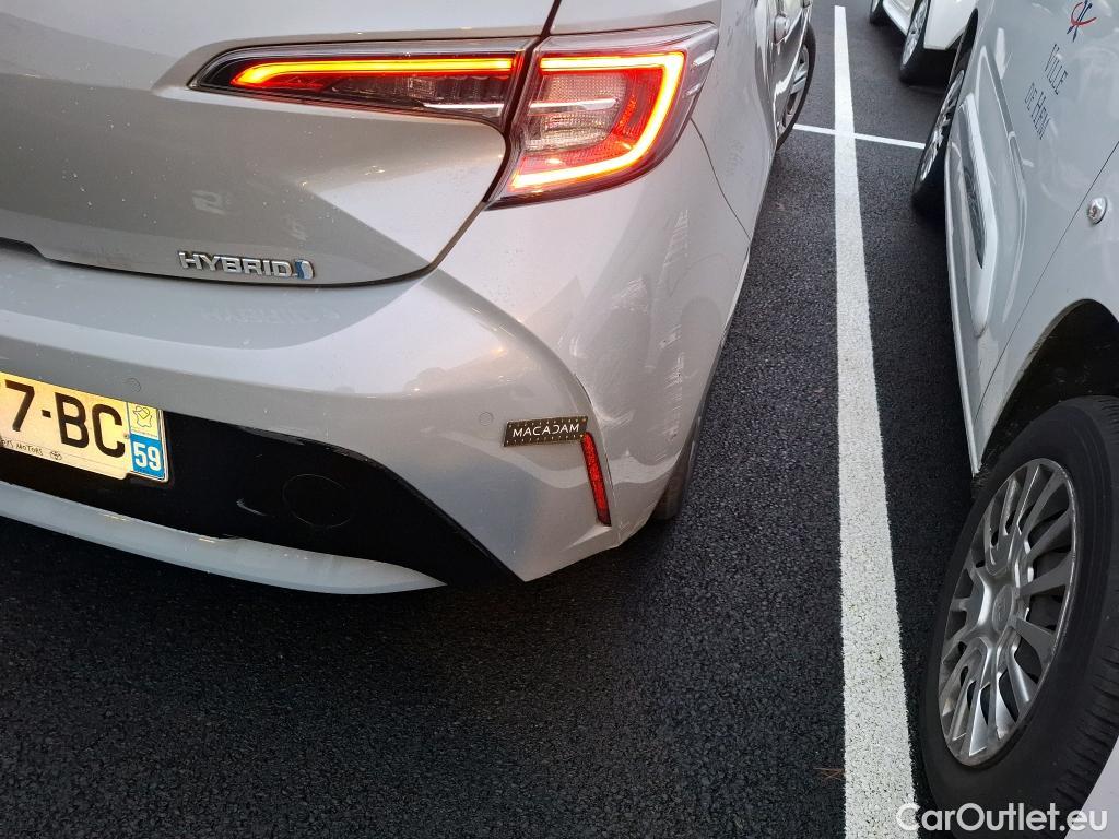  Toyota  Corolla TOYOTA  / 2018 / 5P / Berline Hybride 122h Dynamic Business Stage Acad #23