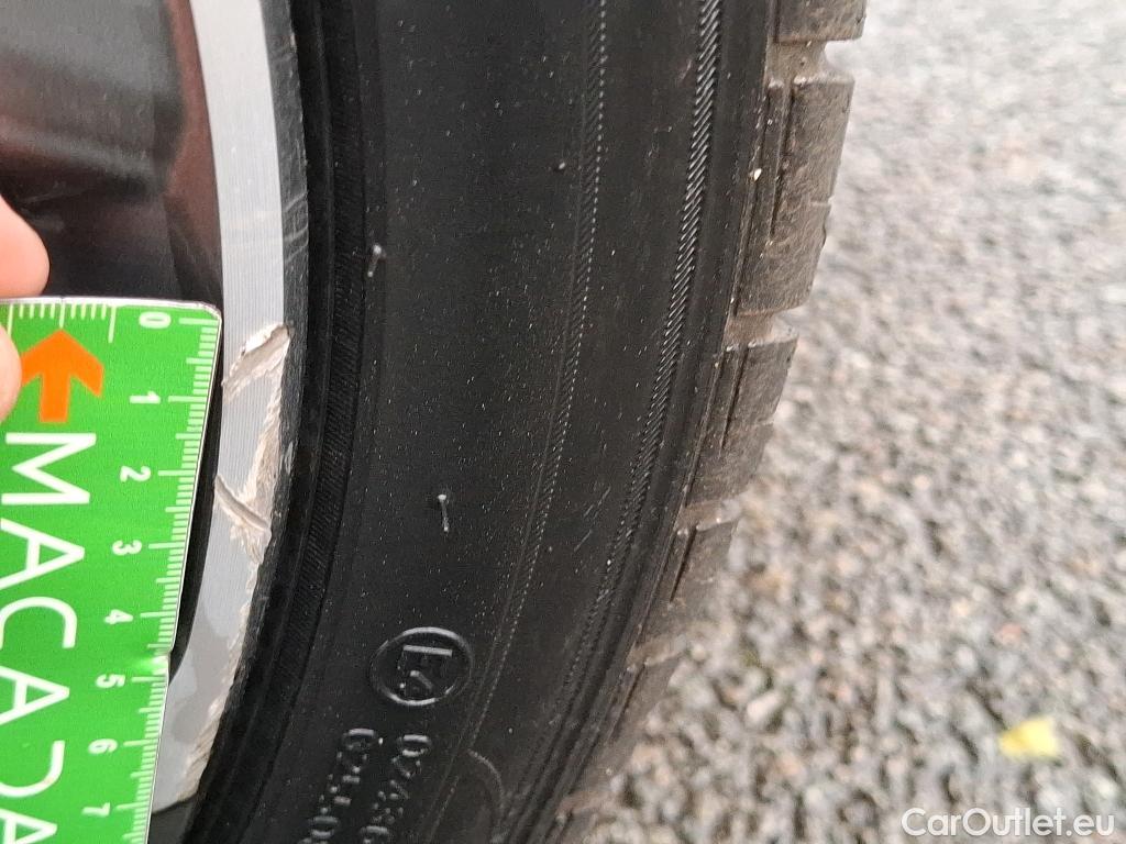  Hyundai  Konna HYUNDAI Kona / 2020 / 5P / SUV 1.6 HYBRID 141 EXECUTIVE HEV #4