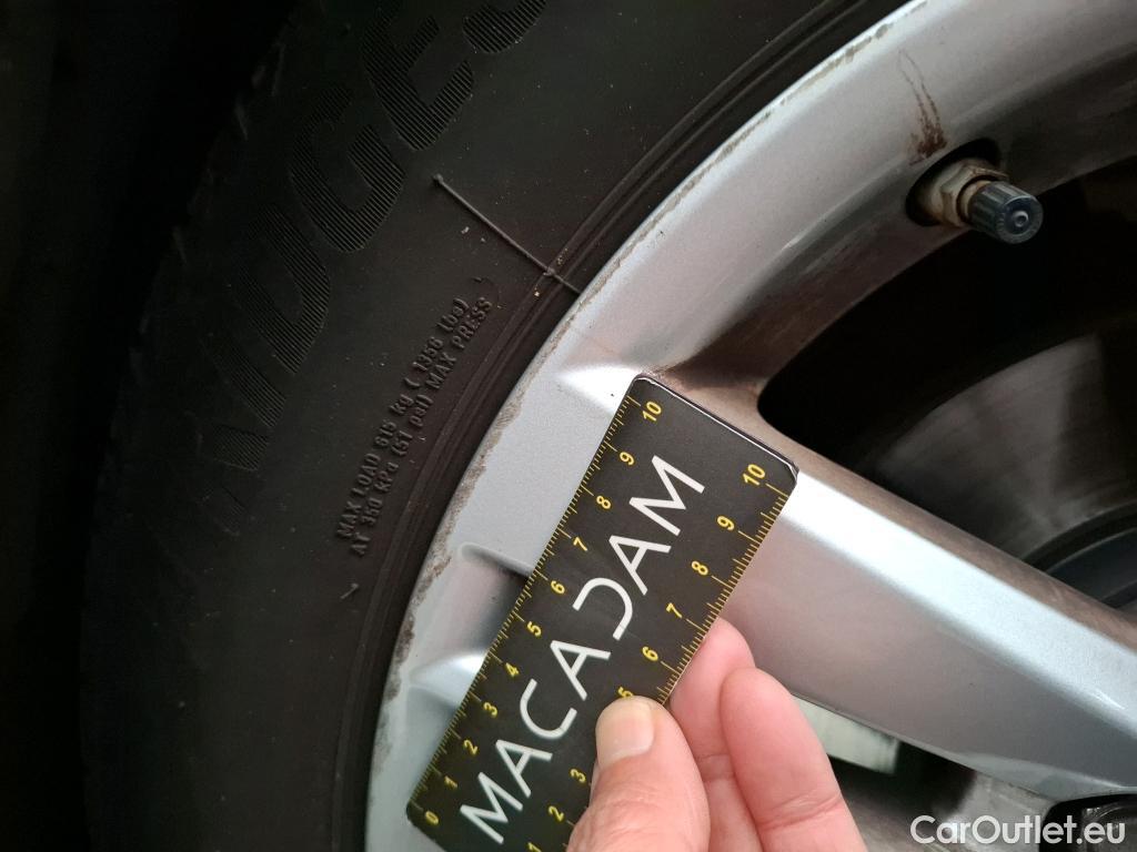  Toyota  Corolla TOYOTA  / 2018 / 5P / Berline Hybride 122h Dynamic Business Stage Acad #13