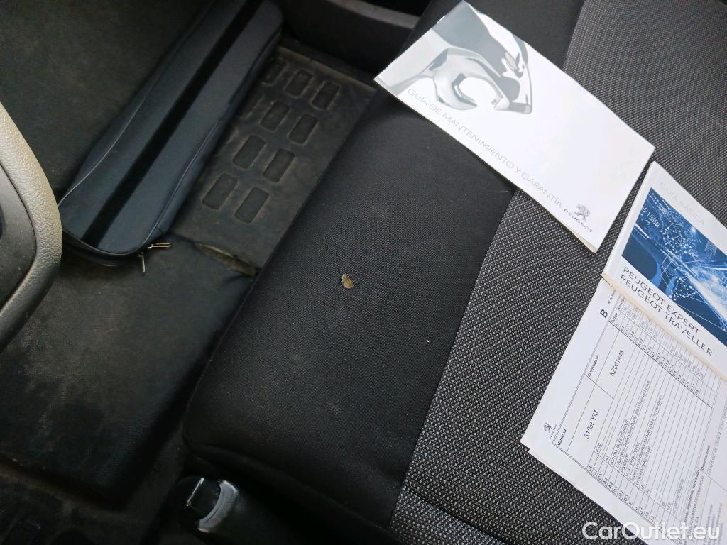  Peugeot  Expert PEUGEOT  / 2016 / 4P / combi Combi 1.6 BlueHDi 73KW (100CV) Standard #16