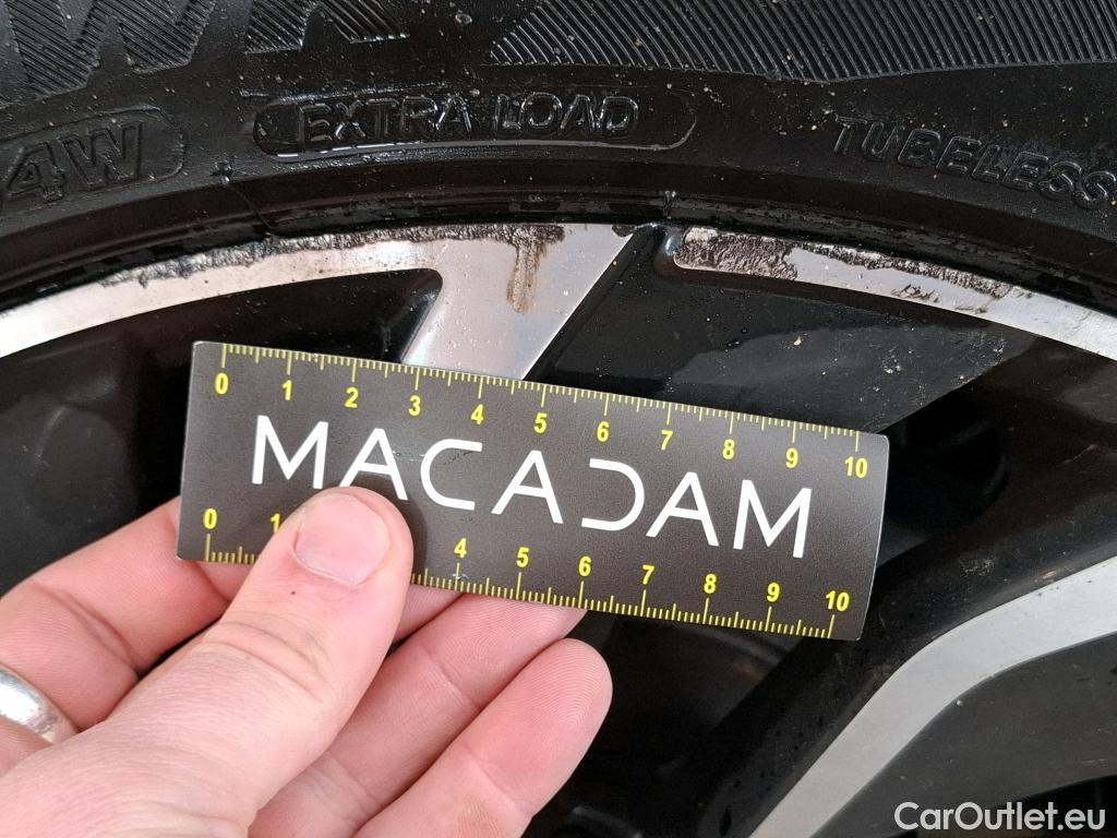  Volkswagen  Golf  VOLKSWAGEN / 2020 / 5P / Berline 2.0 TDI SCR 150 DSG7 Life Busi 1st #18