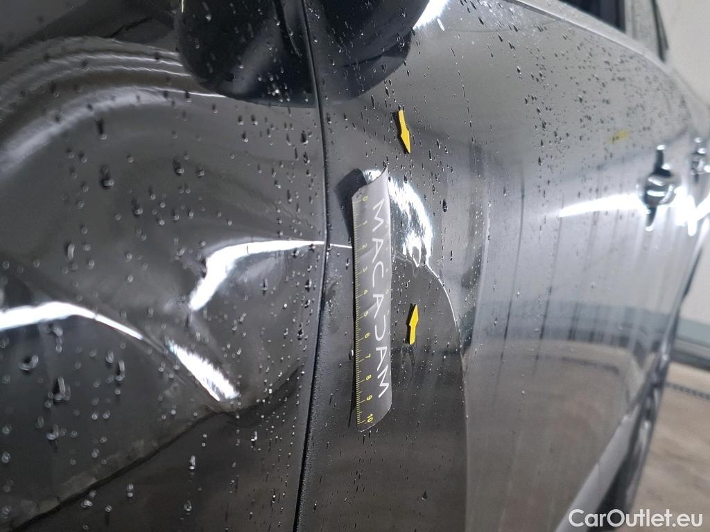  Citroen  C4 CITROEN  X / 2022 / 4P / Berline PureTech 130 S&S EAT8 Shine #14