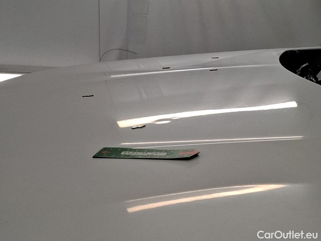  Peugeot  2008  Allure Business 1.5 HDi 130CV BVA8 E6d #24