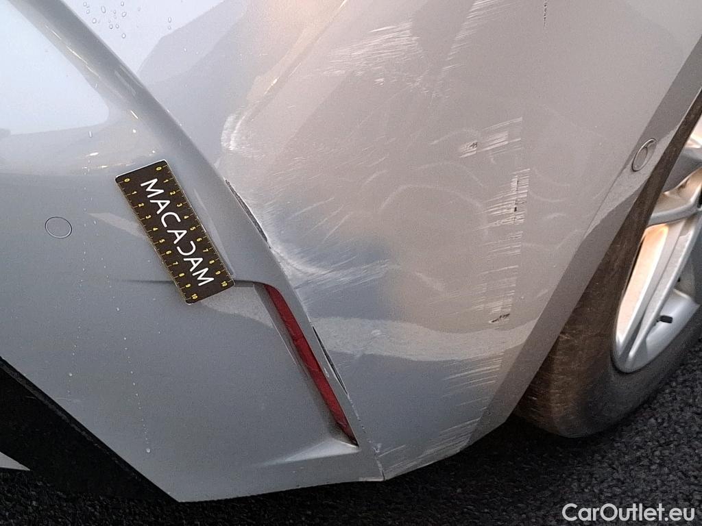  Toyota  Corolla TOYOTA  / 2018 / 5P / Berline Hybride 122h Dynamic Business Stage Acad #9