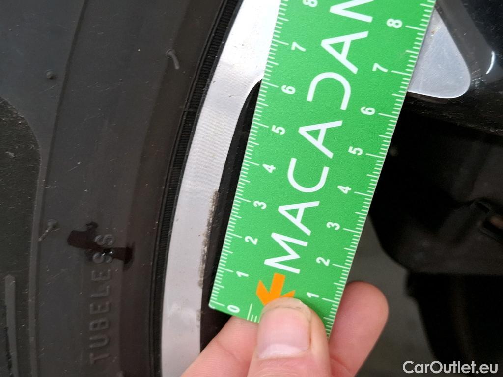  DS  DS7 7 Crossback Business 1.2 PureTech 130CV BVA8 E6d #4