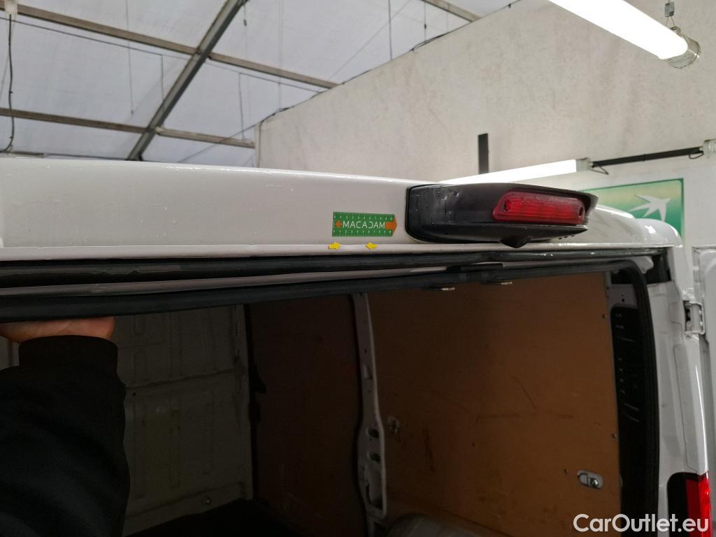  Fiat  Ducato FIAT  2014 4P Fourgon tôlé 2.3 Multijet 120 3.0 C H1 Business #73