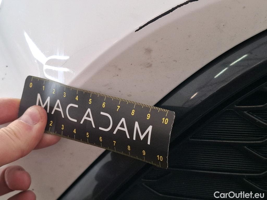  Toyota  Corolla TOYOTA  / 2018 / 5P / Berline Hybride 122h Dynamic Business Beyond Zer #4