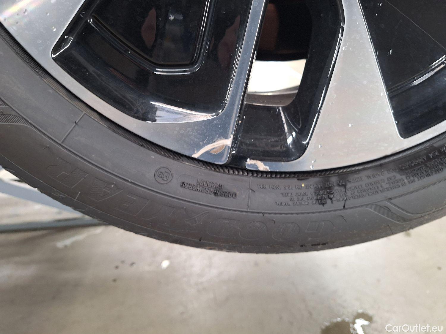  KIA  Cee'd Kia, Ceed SW FL'21 PHEV, KIA  Sportswagon Business Line 1.6 GDi PHEV D #6