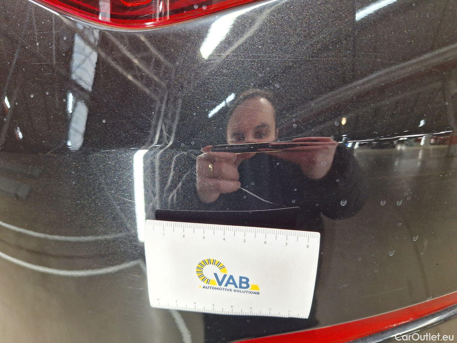  Mercedes  CLA-Klasse Mercedes, CLA FL'23 PHEV, Mercedes-Benz CLA CLA 250 e Luxury Line 4d #12