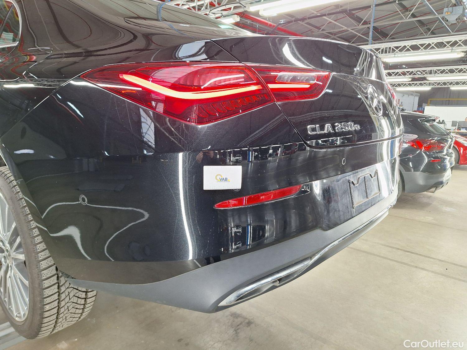  Mercedes  CLA-Klasse Mercedes, CLA FL'23 PHEV, Mercedes-Benz CLA CLA 250 e Luxury Line 4d #11