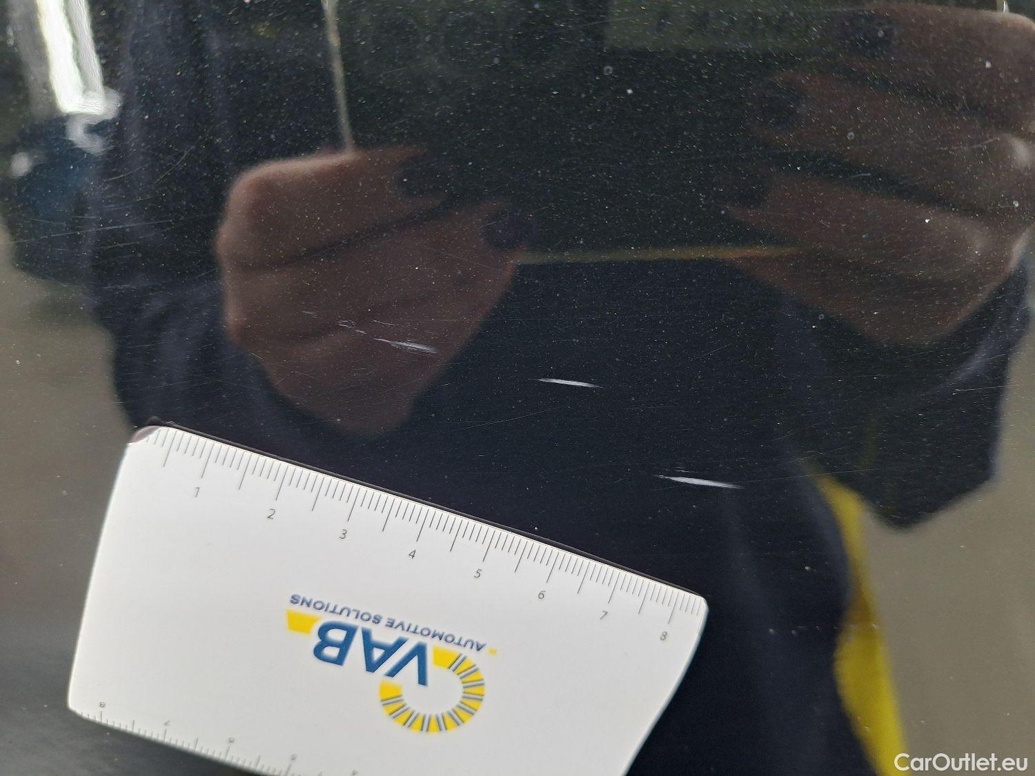  Mercedes  CLA-Klasse Mercedes, CLA-Class '19, Mercedes-Benz CLA CLA 180 d Essential Line 4d #31