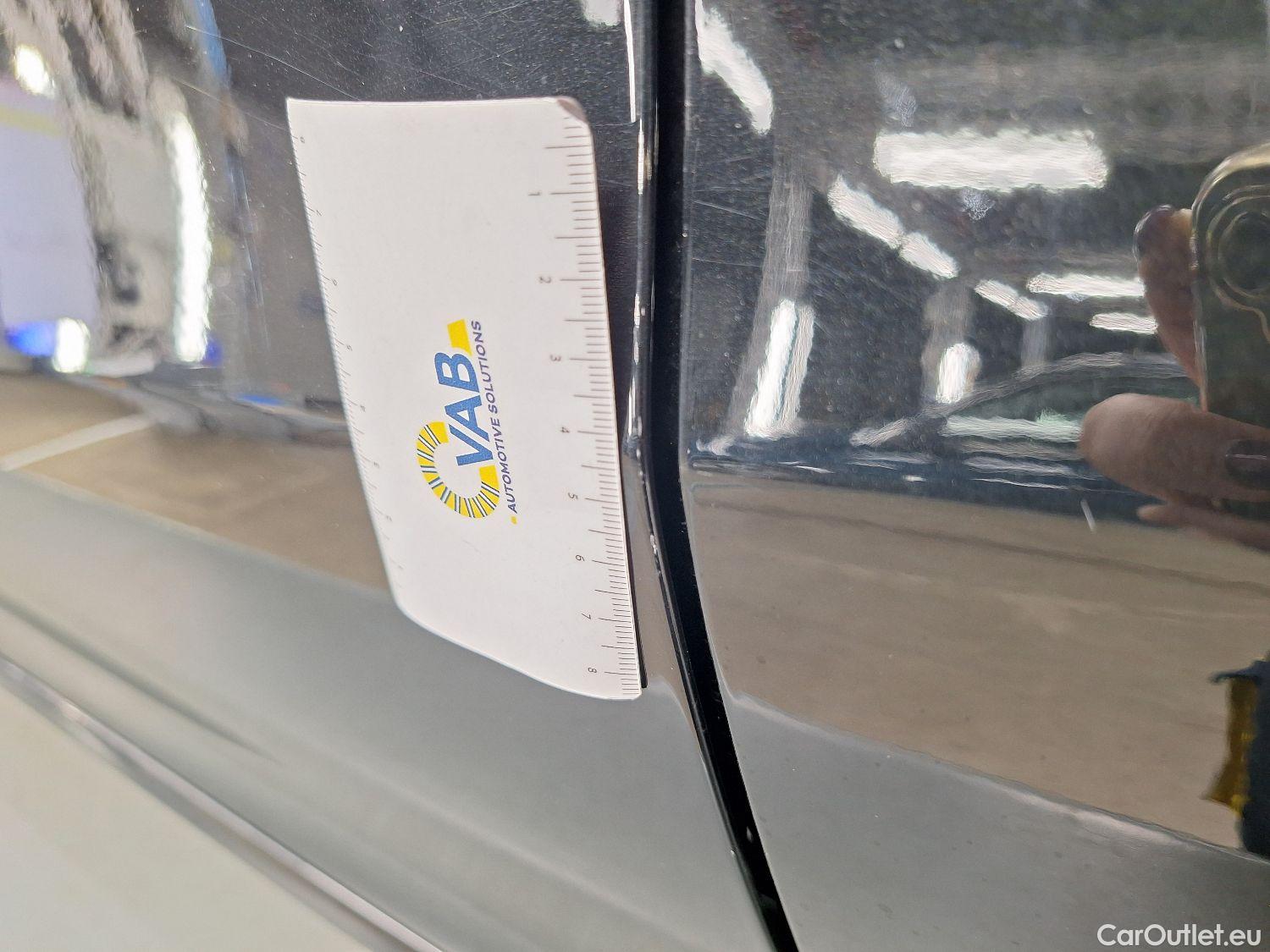  Mercedes  CLA-Klasse Mercedes, CLA-Class '19, Mercedes-Benz CLA CLA 180 d Essential Line 4d #33