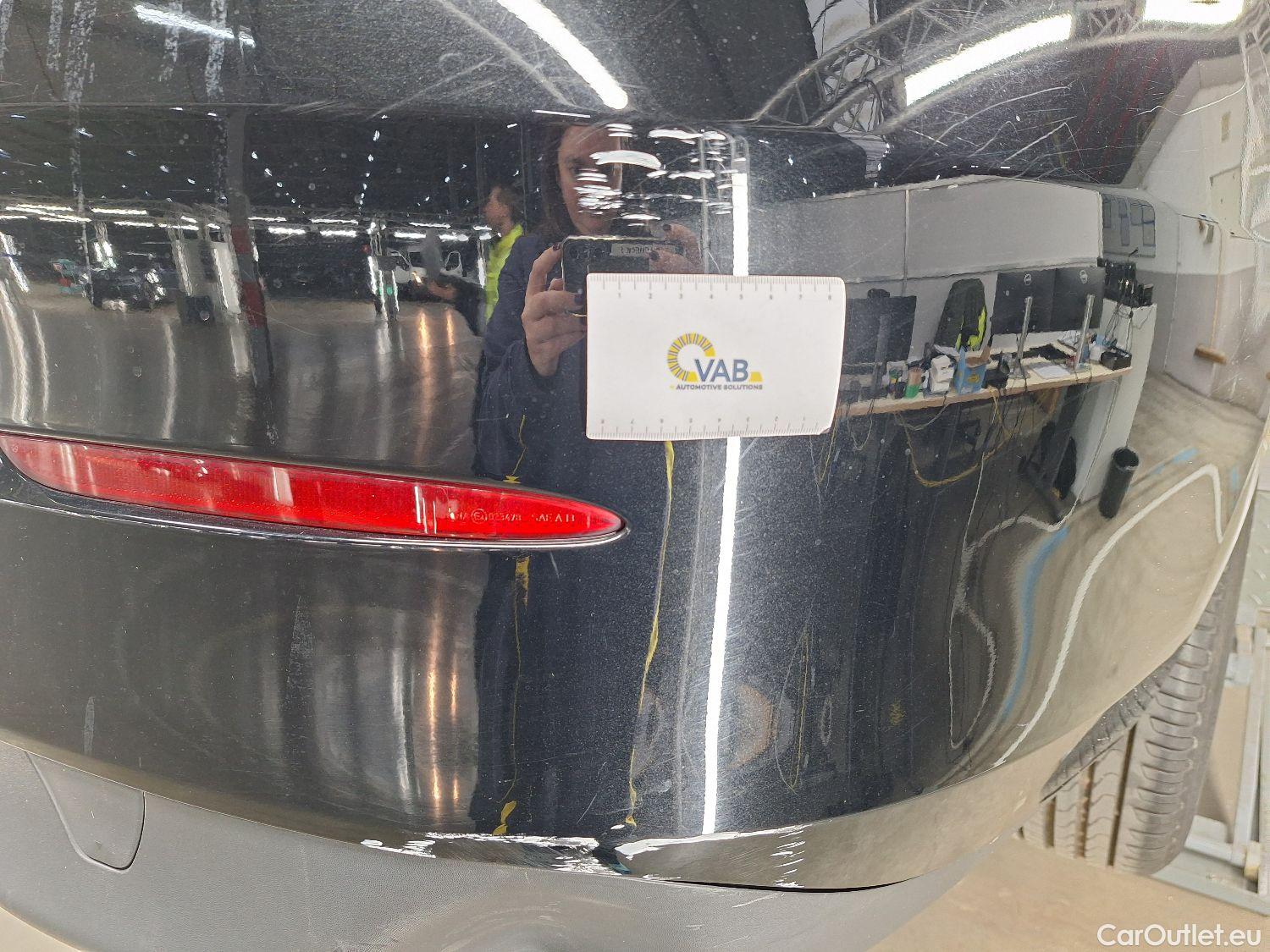  Mercedes  CLA-Klasse Mercedes, CLA-Class '19, Mercedes-Benz CLA CLA 180 d Essential Line 4d #15