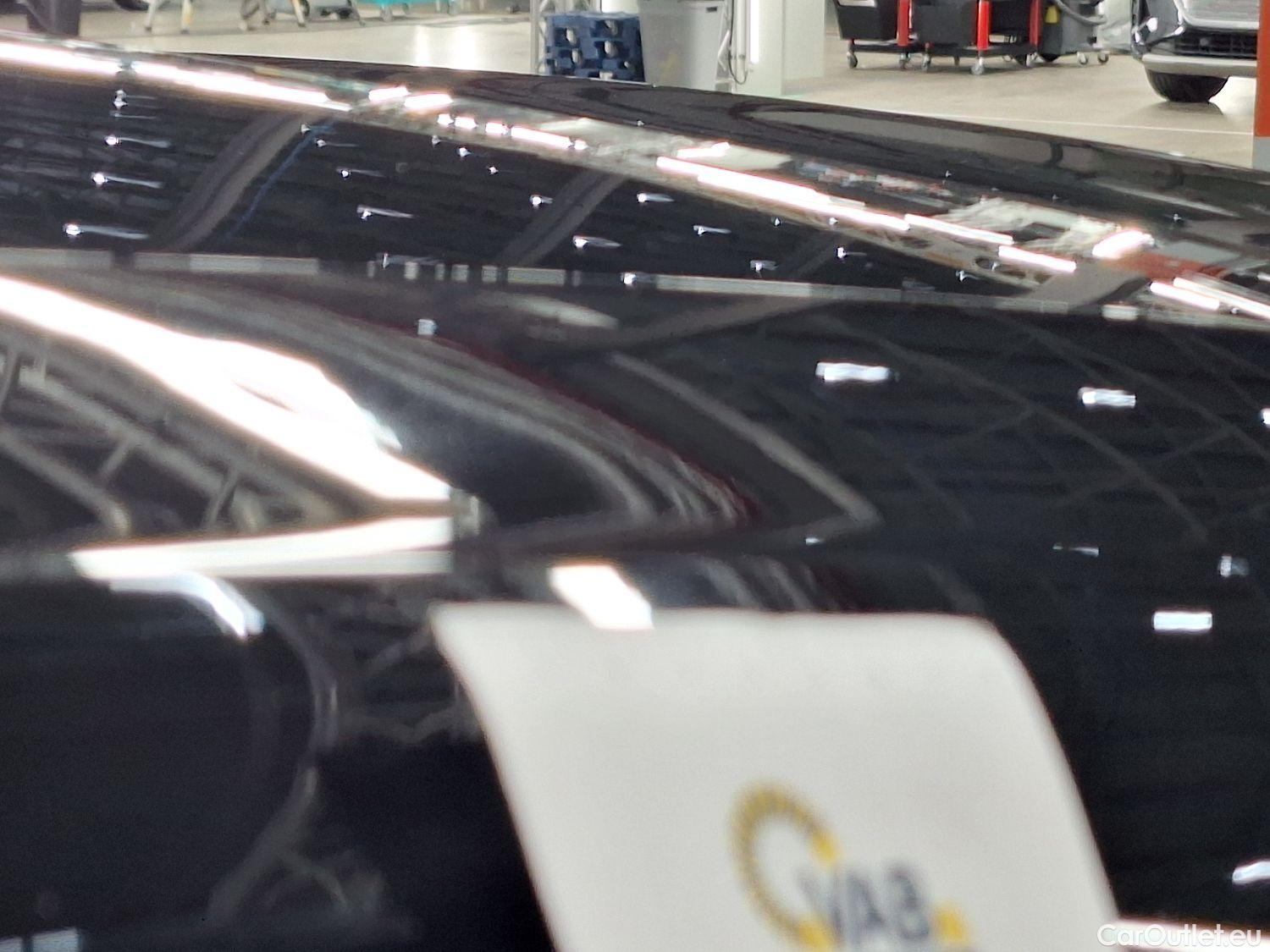  Audi  Q3 Audi,  SB '19 PHEV, Audi  Sportback 45 TFSI e S tronic S Line 5d #36