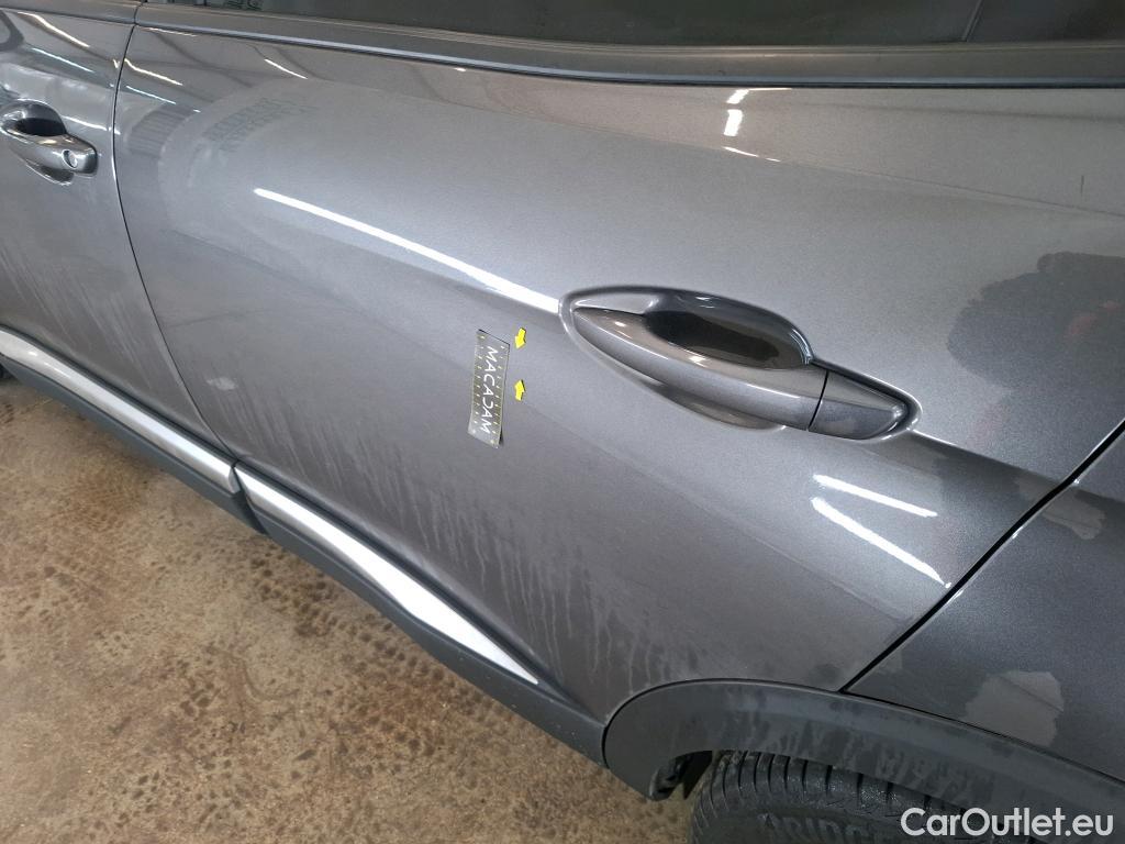  Peugeot  3008 PEUGEOT  / 2020 / 5P / SUV 1.6 HYBRID 225 E-EAT8 Allure #14