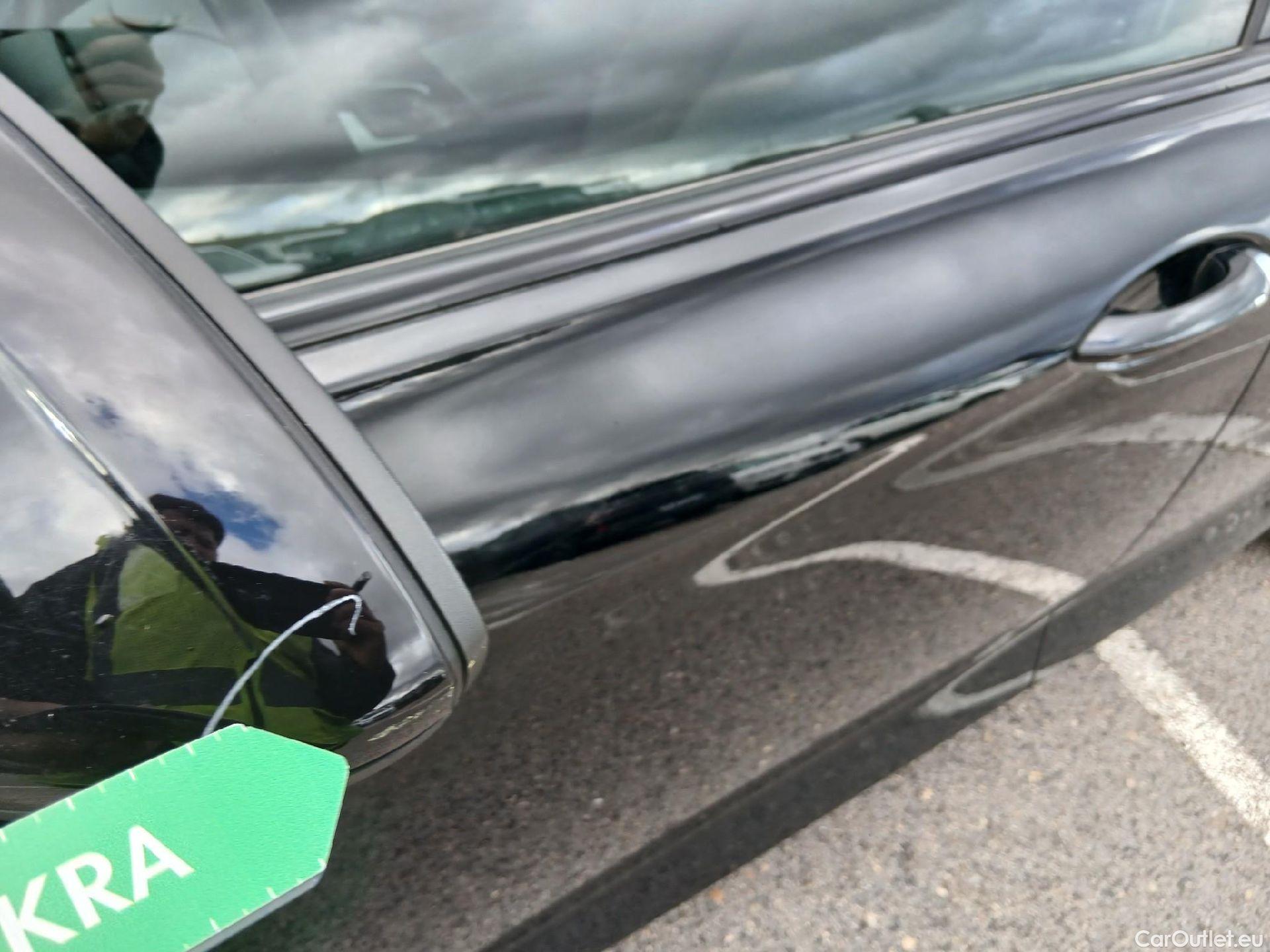  Land Rover  Discovery OPEL Insignia / 2020 / 5P / berlina con portón GS Business 1.5D DVH 130kW AT8 #11