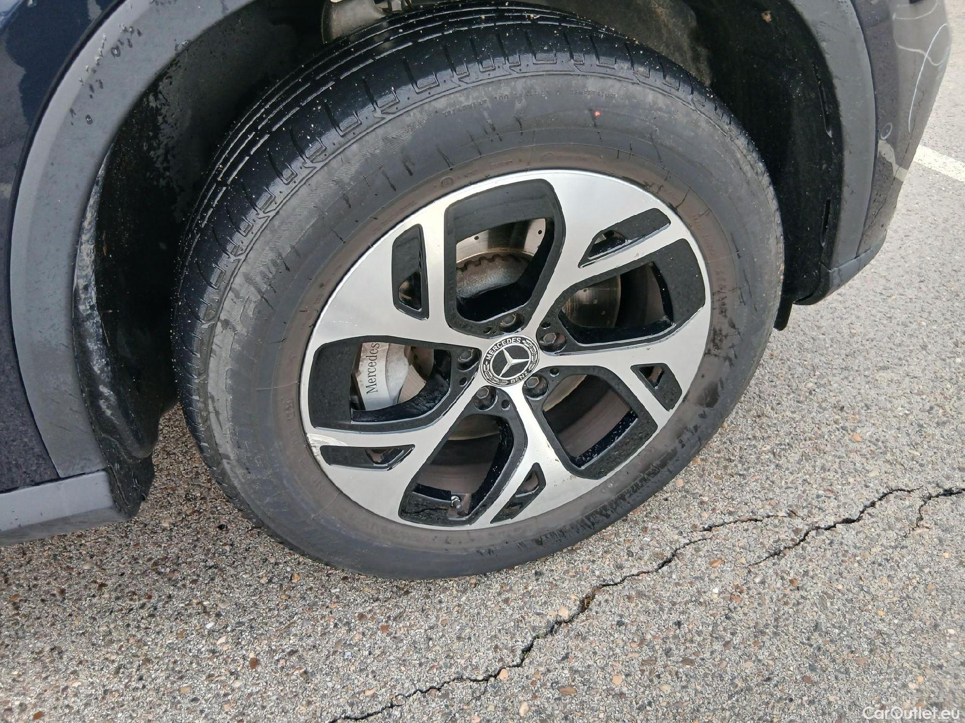  Mercedes  GLC Clase   300 de 4Matic (254.609)Avantgarde 2.0 335CV AT9 E6d #20