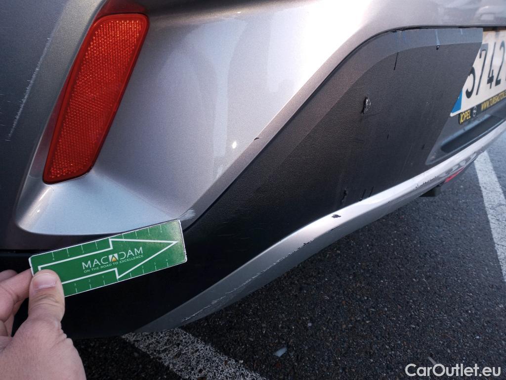  Opel  Mokka OPEL  / 2020 / 5P / todoterreno 1.2 T 96kW (130CV) Business Elegance Aut #32