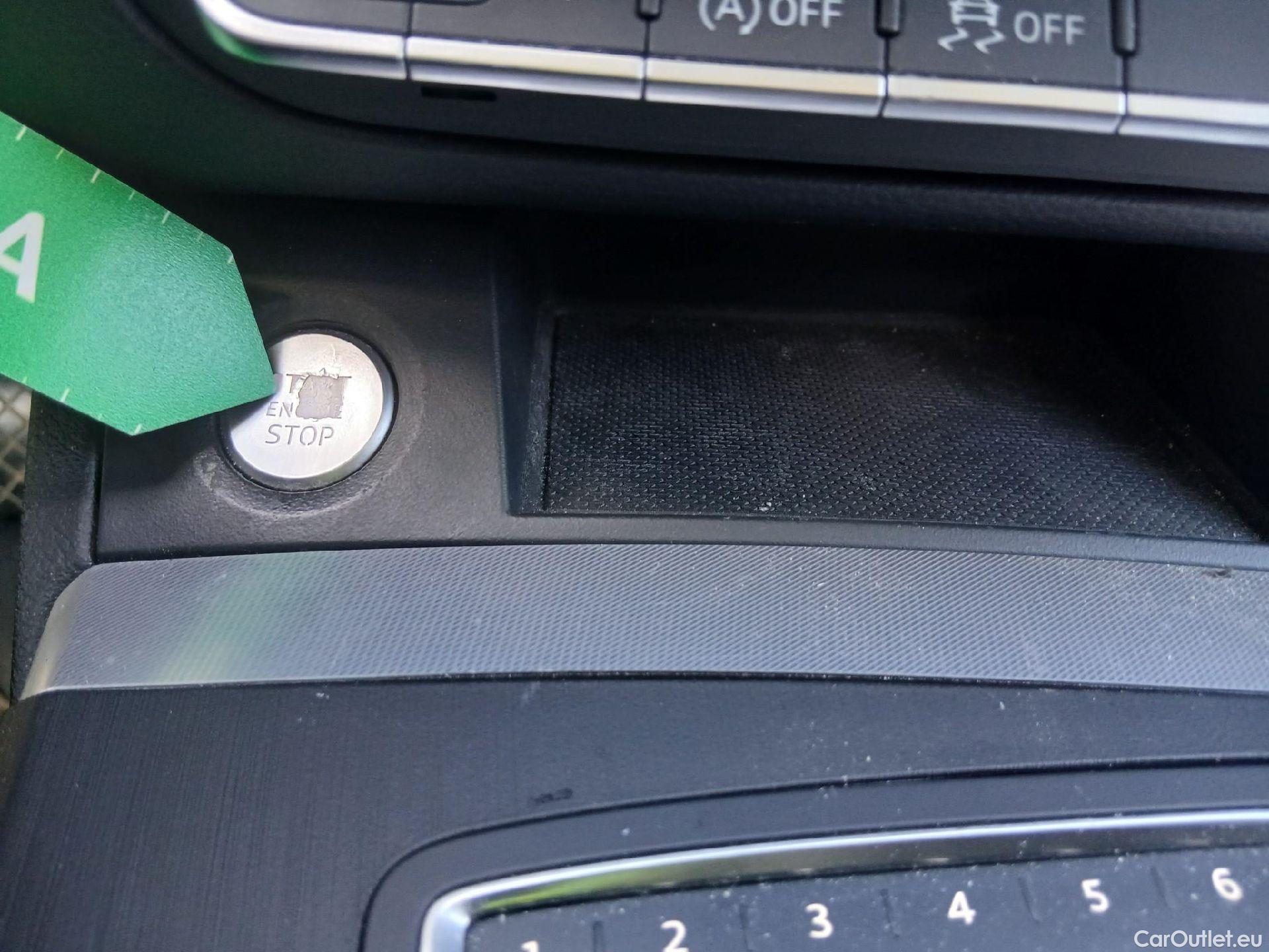  Audi  Q5 AUDI  / 2016 / 5P / todoterreno S line 40 TDI 140kW quattro S tronic #1