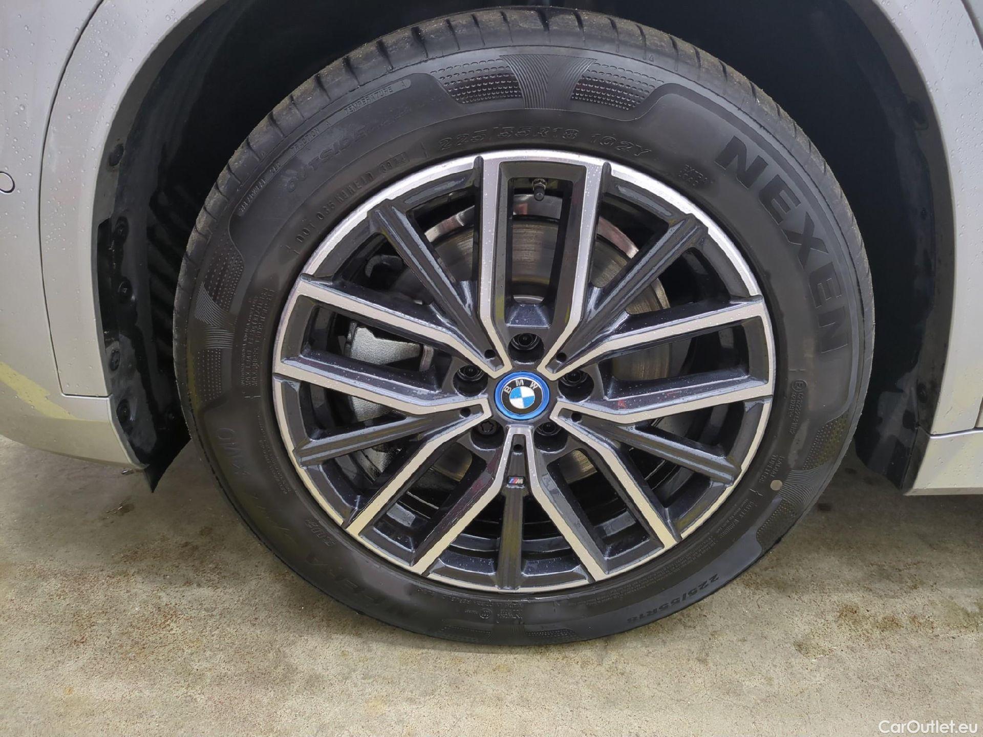  Bmw  X1 BMW  / 2022 / 5P / SUV xDrive25e M Sport DKG7 #1