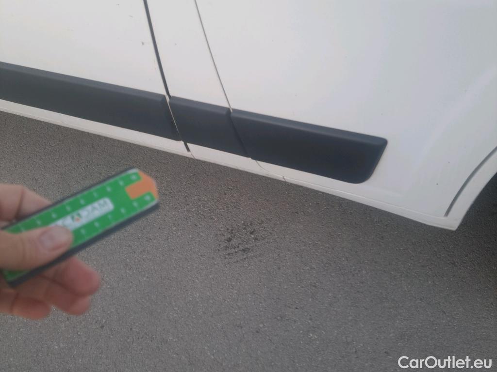  Peugeot  Boxer PEUGEOT  / 2014 / 4P / furgón 333 L2 H1 BHDI 103kW (140CV) S&S 6 V. M (AC) #82